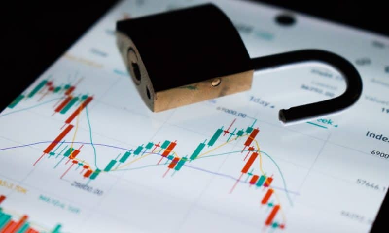 Smart Money Tracks Biotech IPO Filing Trends as Investment Intelligence Reshapes Deal Flow