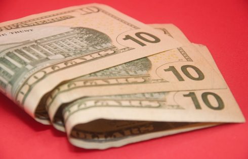 Record Licensing Deal Values Drive Unprecedented Big Pharma Investment Surge