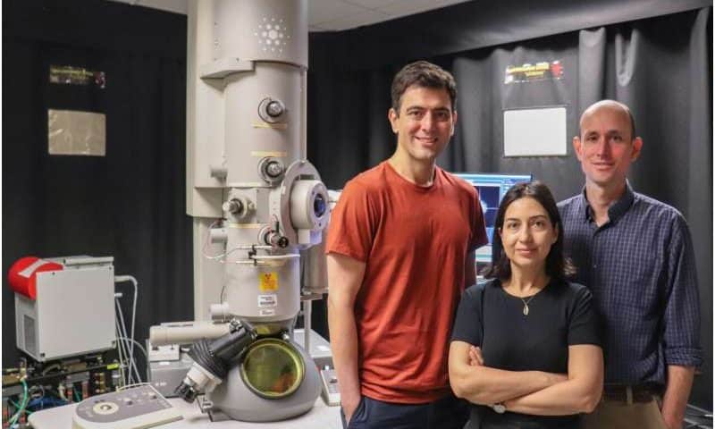 Agentic AI could help electron microscopes plan, adapt and analyze experiments