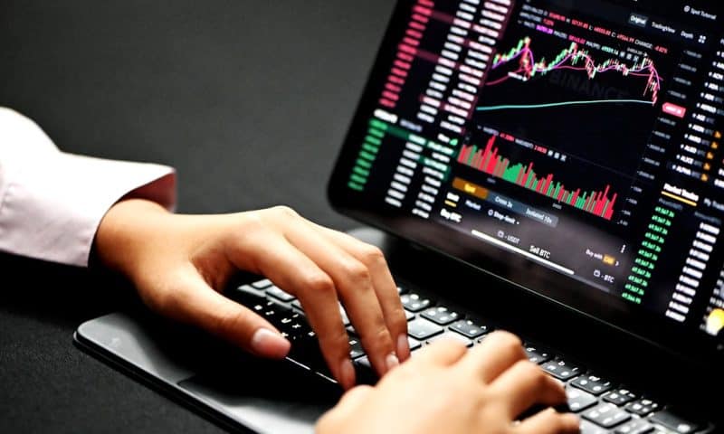 Smart Investors Track Biotech IPO Filing Patterns to Unlock Market Opportunities