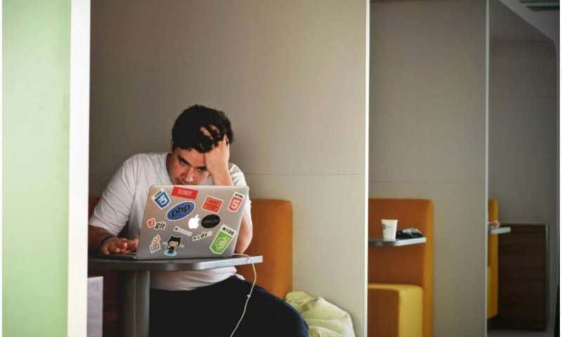 Digital therapy outperforms referrals to campus clinics among college students