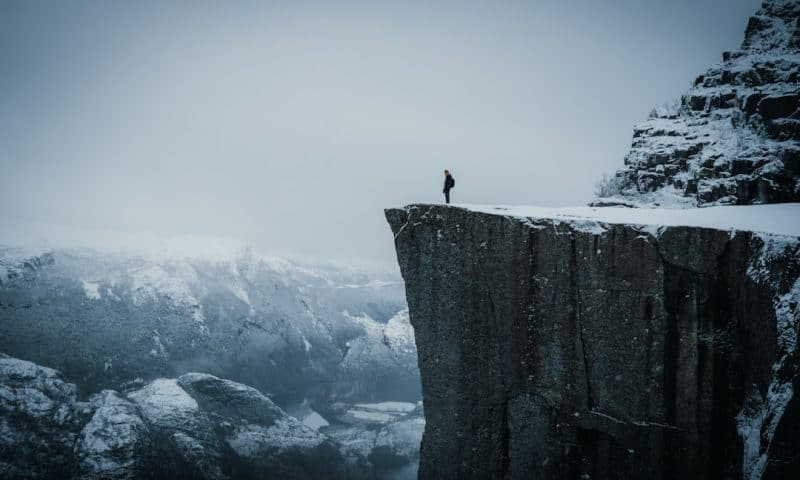 Smart Investors Navigate Patent Cliff Risk While Others Chase Returns